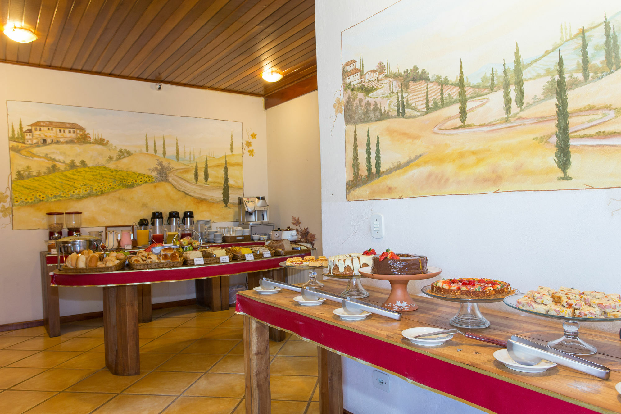 Pousada La Toscana Campos do Jordão Екстериор снимка